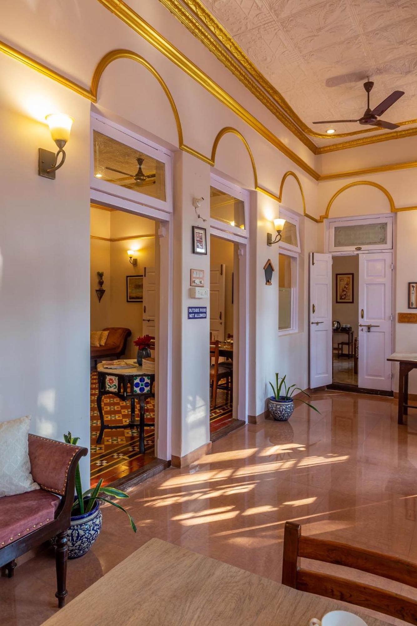 IL Palazzo Villas Panchgani Esterno foto