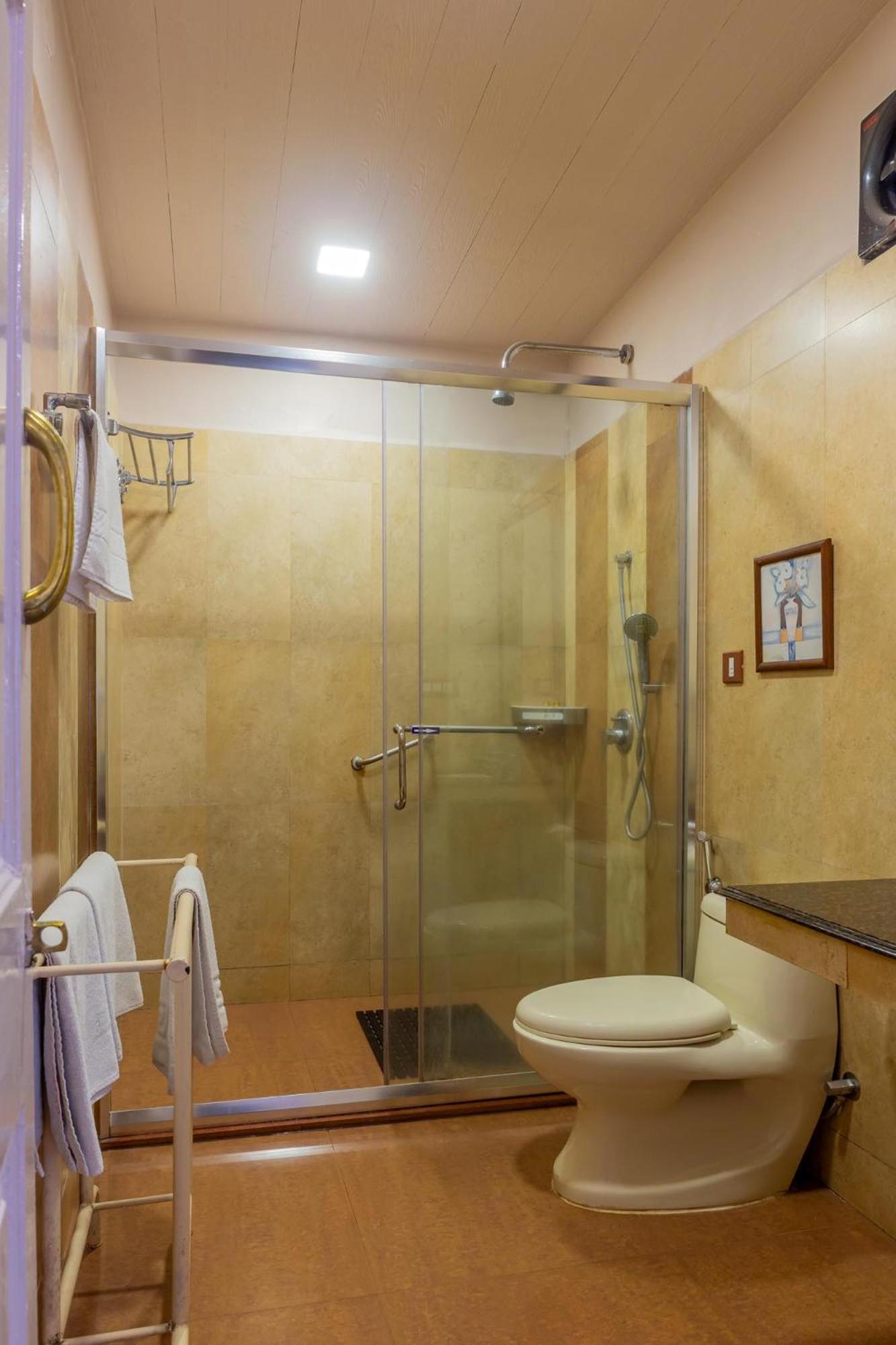 IL Palazzo Villas Panchgani Esterno foto