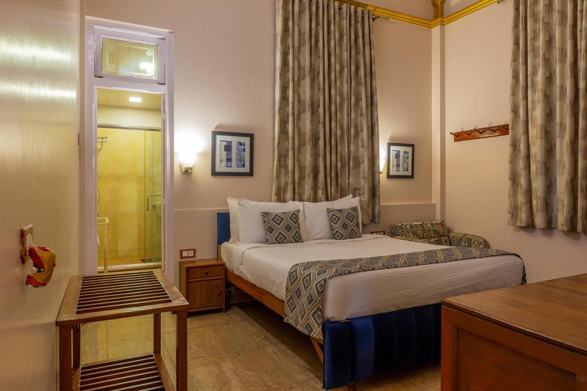 IL Palazzo Villas Panchgani Esterno foto